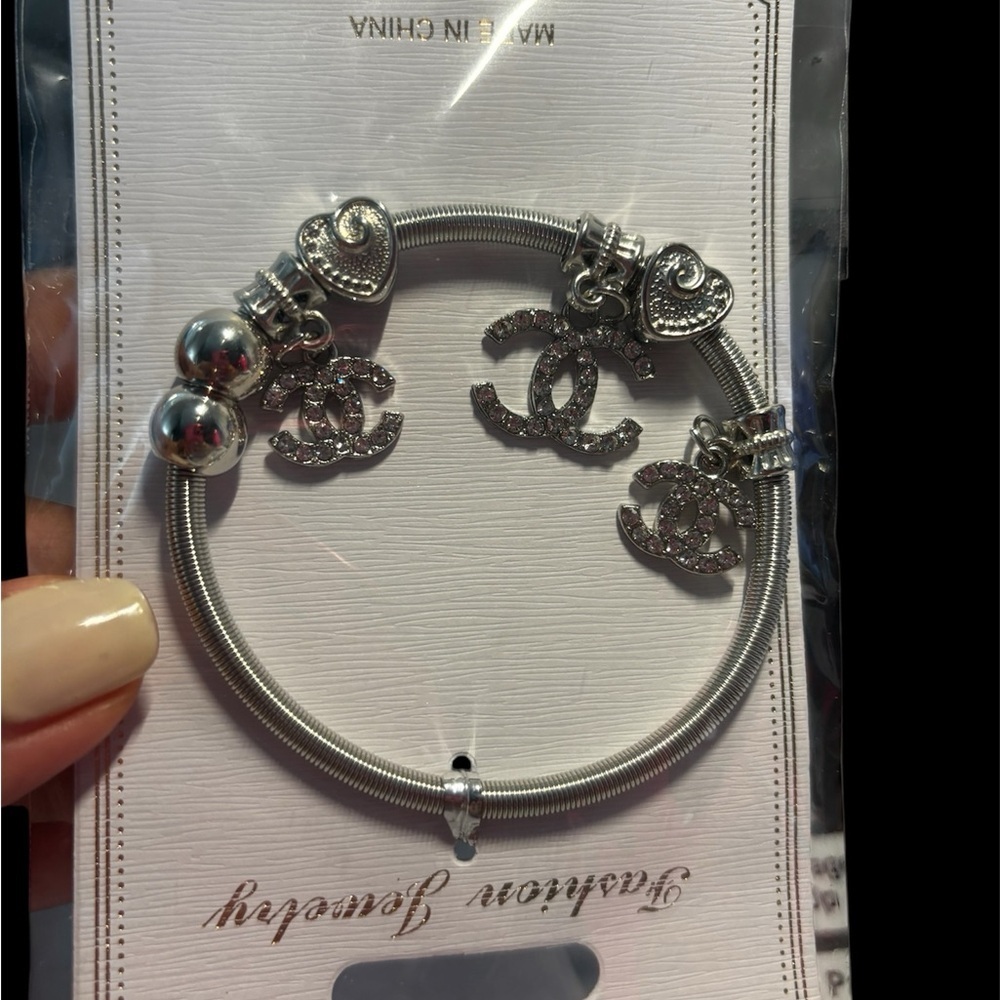 Silver Charm fashion Bracelet